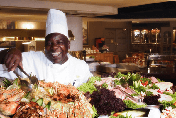Try to taste each of the 110 mouth-watering dishes on the buffet at the Manhattan Hotel.